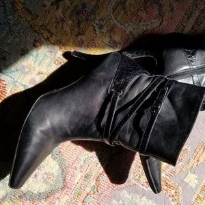 Antonio Melani Black Pointy Toe Ankle Boots